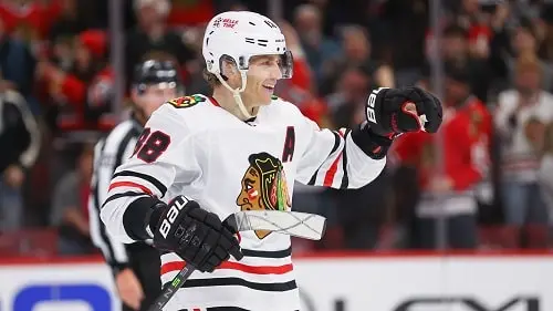 Who Patrick Kane Girlfriend Amanda Grahovec? Bio, Son, Net Worth